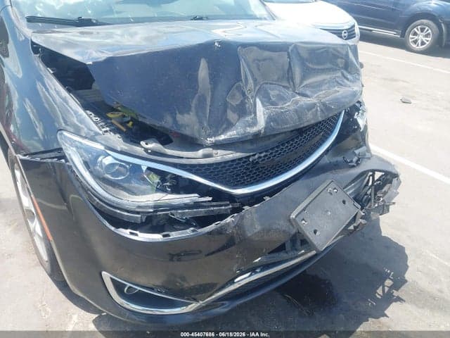 2020 CHRYSLER PACIFICA TOURING 6