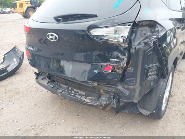 2020 HYUNDAI TUCSON SE 6