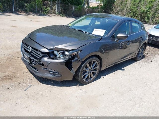 2018 MAZDA MAZDA3 TOURING 2