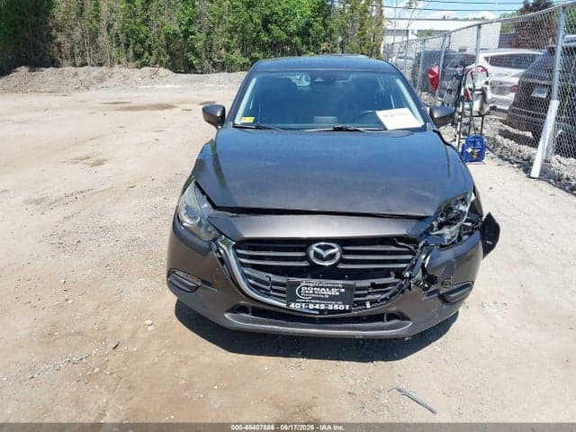 2018 MAZDA MAZDA3 TOURING 12