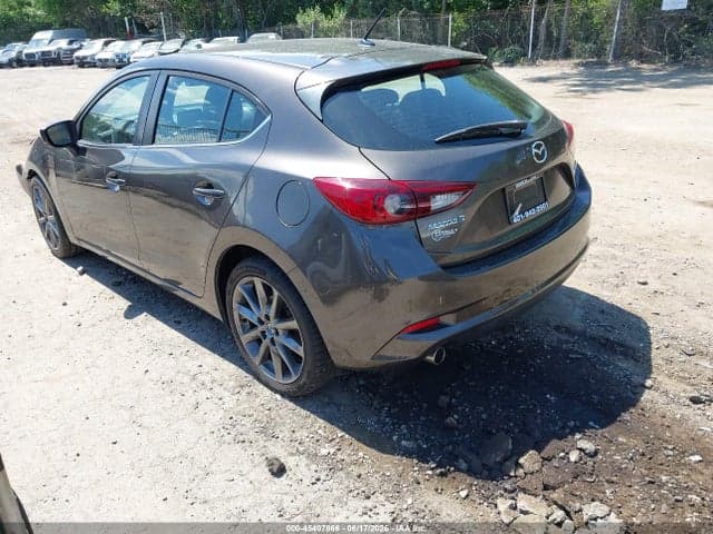 2018 MAZDA MAZDA3 TOURING 3