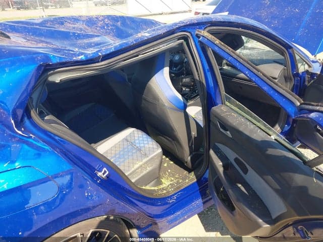 2025 VOLKSWAGEN GOLF R 2.0T 8