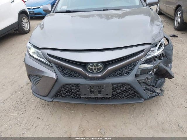 2019 TOYOTA CAMRY SE 12