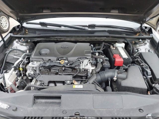 2019 TOYOTA CAMRY SE 10