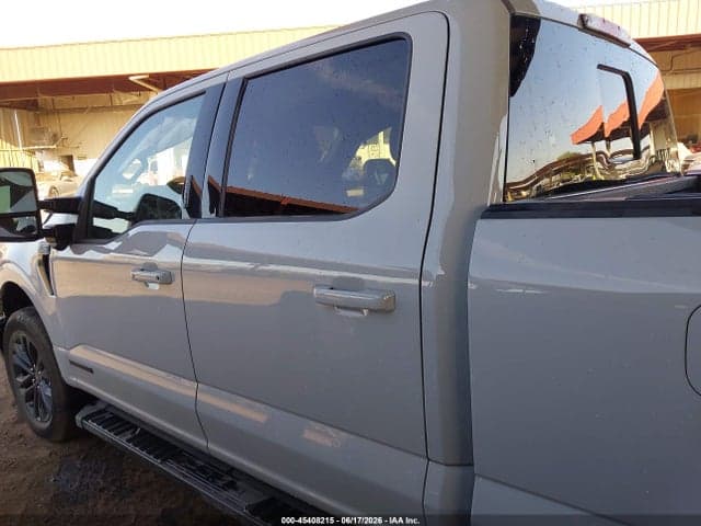 2026 FORD F-150 LARIAT 14