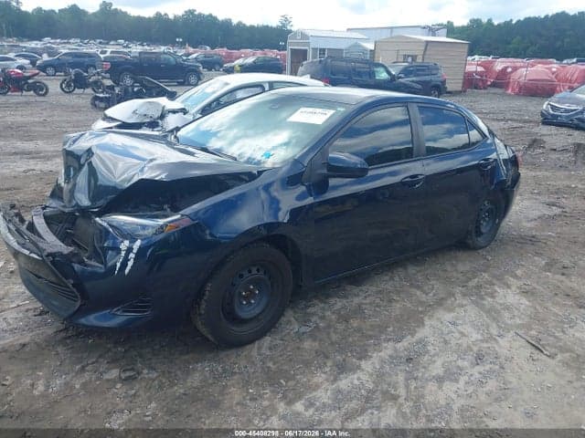 2018 TOYOTA COROLLA LE 2
