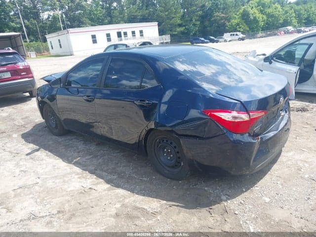 2018 TOYOTA COROLLA LE 3