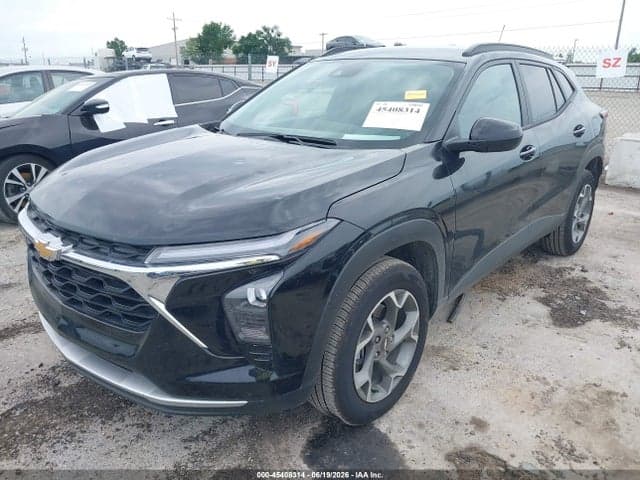 2025 CHEVROLET TRAX FWD LT 2
