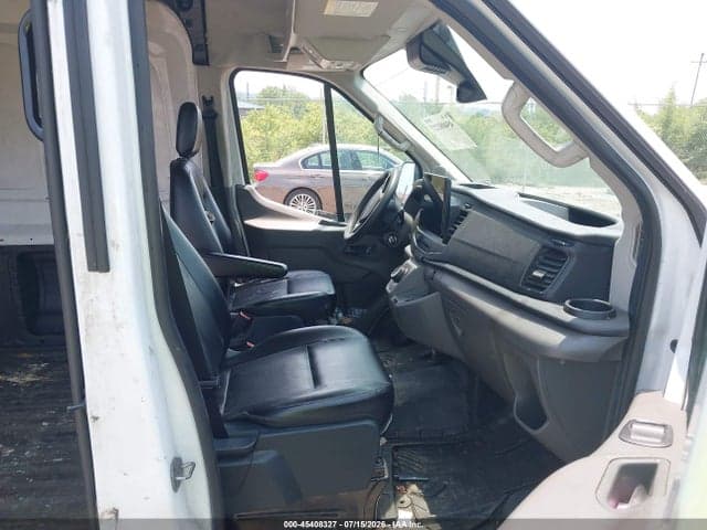 2022 FORD E-TRANSIT-350 5