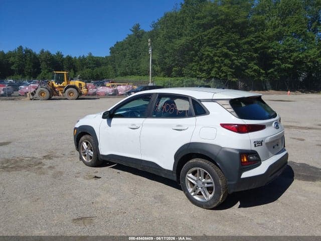 2021 HYUNDAI KONA SE 3
