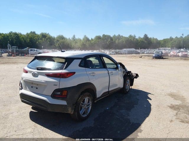 2021 HYUNDAI KONA SE 4