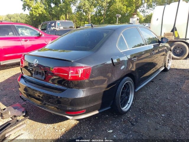 2017 VOLKSWAGEN JETTA GLI 4