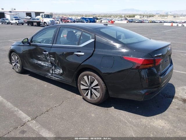 2021 NISSAN ALTIMA SV FWD 3