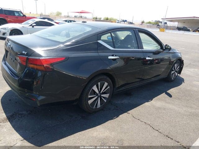 2021 NISSAN ALTIMA SV FWD 4