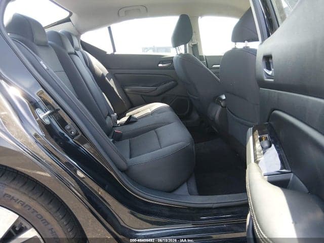 2021 NISSAN ALTIMA SV FWD 8