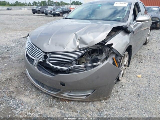 2016 LINCOLN MKZ 6