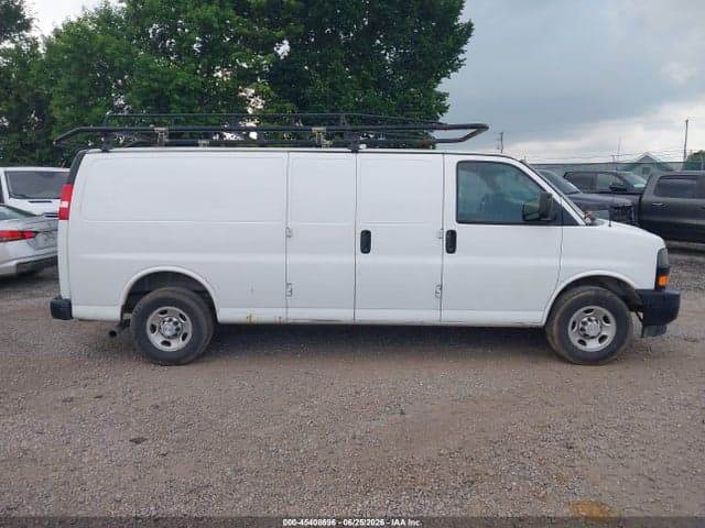 2018 CHEVROLET EXPRESS 3500 WORK VAN 14