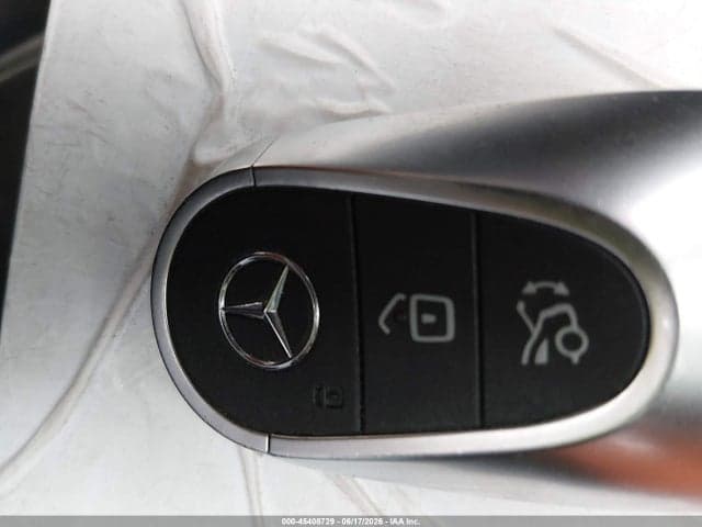 2024 MERCEDES-BENZ C 300 11