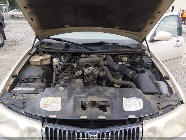 2000 LINCOLN TOWN CAR 10