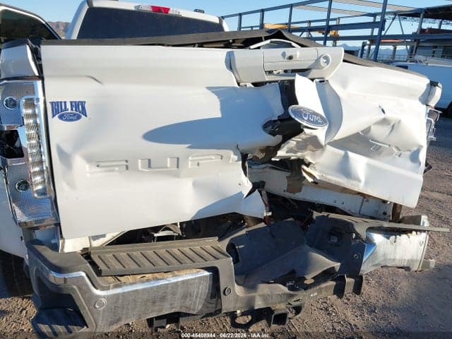 2025 FORD F-350 LARIAT 6