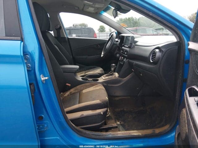 2020 HYUNDAI KONA SE 5