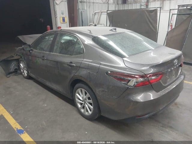 2024 TOYOTA CAMRY LE 3