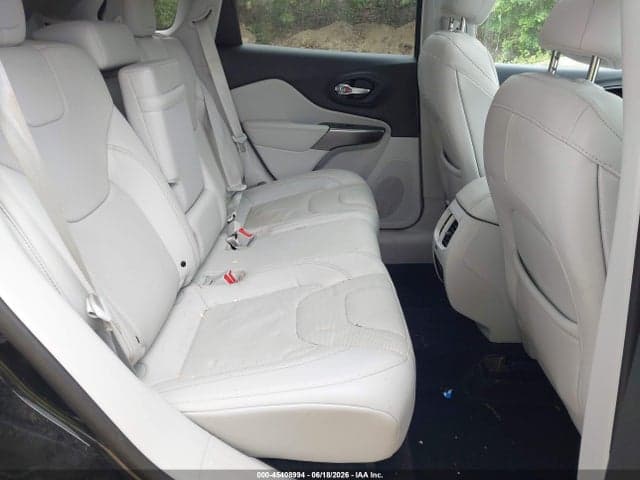 2019 JEEP CHEROKEE LIMITED 4X4 8