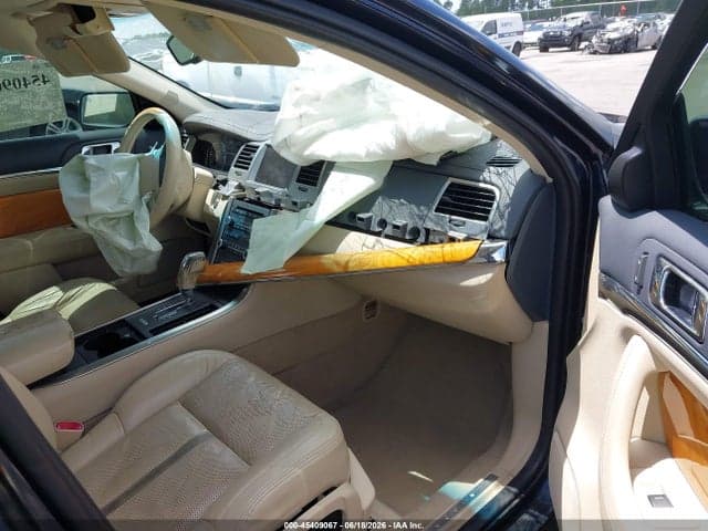 2009 LINCOLN MKS 5