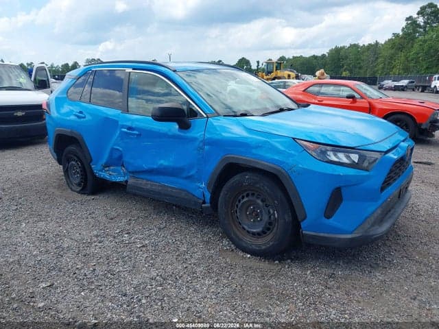 2019 TOYOTA RAV4 LE 1