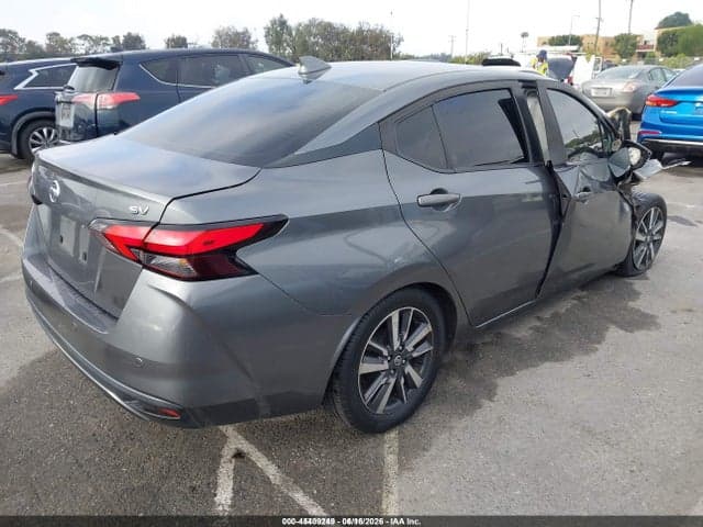 2021 NISSAN VERSA SV XTRONIC CVT 4