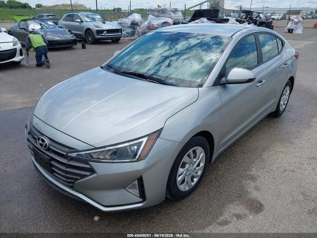 2020 HYUNDAI ELANTRA SE 2