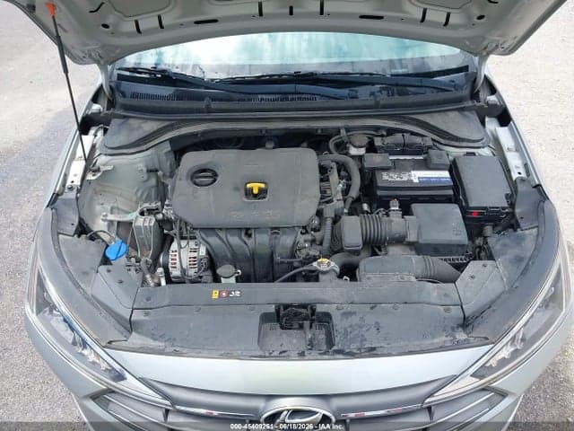 2020 HYUNDAI ELANTRA SE 10