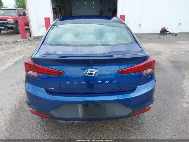 2020 HYUNDAI ELANTRA SE 16