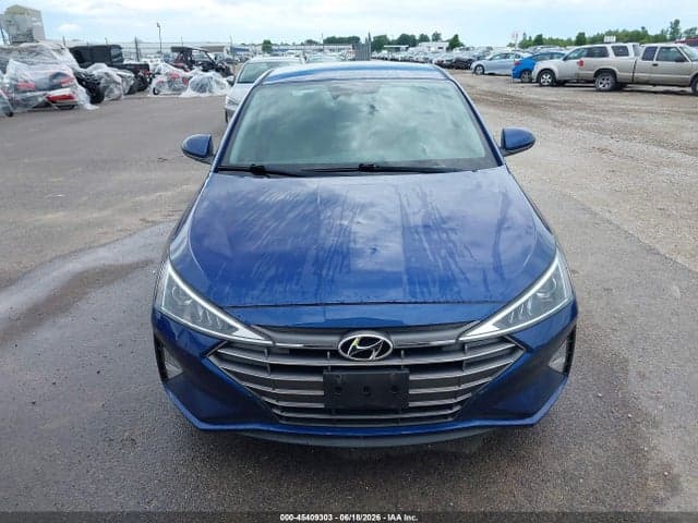 2020 HYUNDAI ELANTRA SE 6