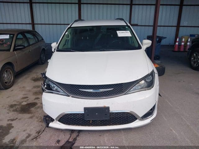 2018 CHRYSLER PACIFICA TOURING L 12