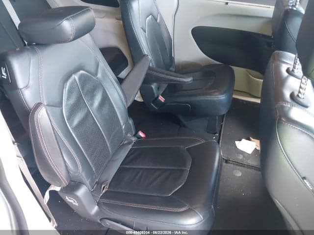 2018 CHRYSLER PACIFICA TOURING L 8