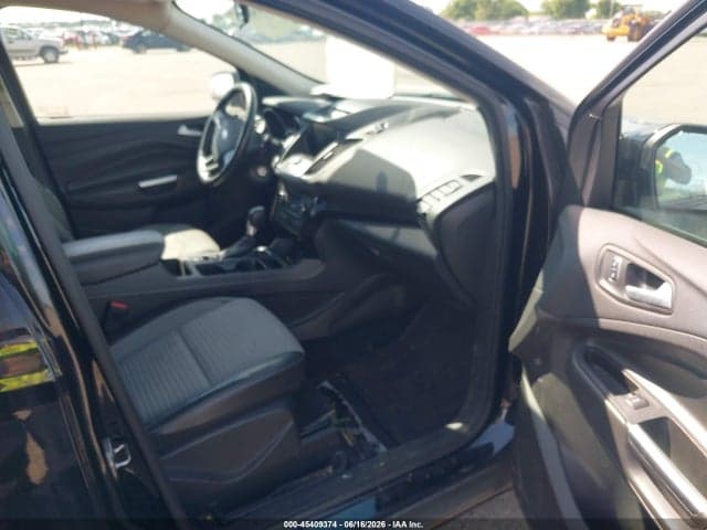 2017 FORD ESCAPE SE 5