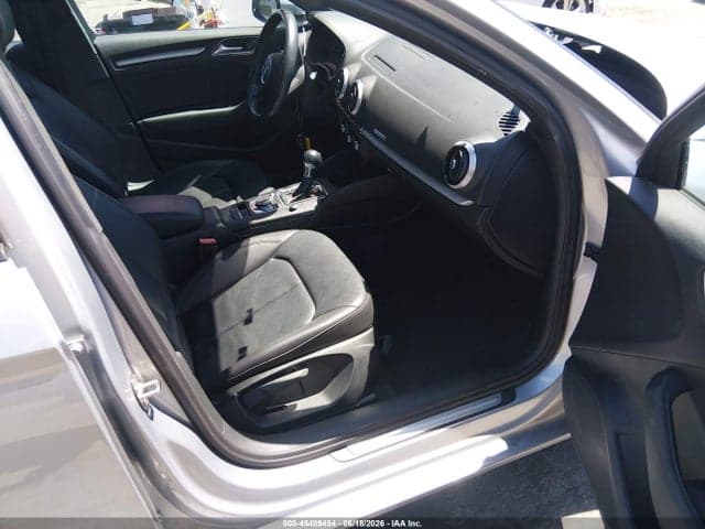 2017 AUDI A3 PREMIUM 5