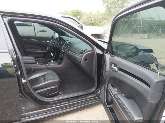 2021 CHRYSLER 300 300S 5