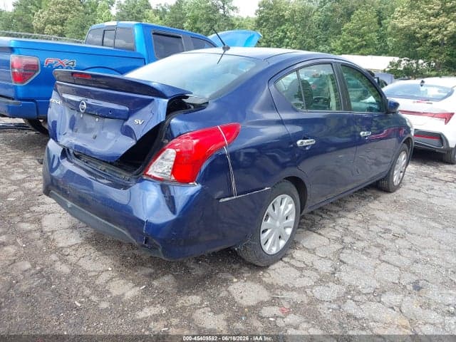 2019 NISSAN VERSA 1.6 SV 4