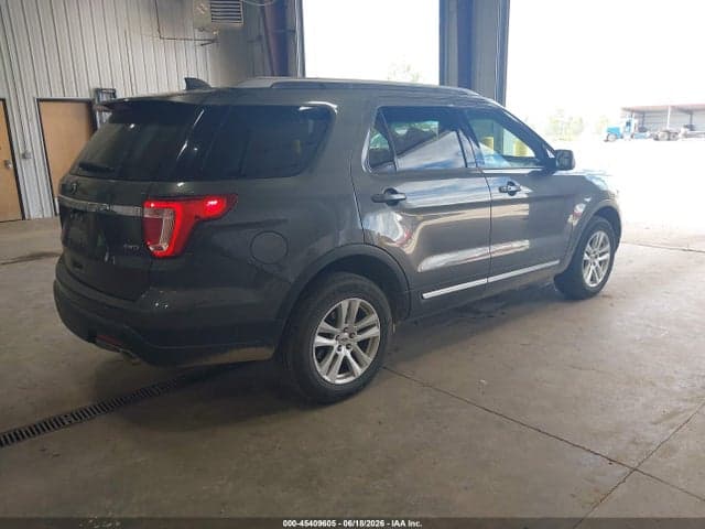 2018 FORD EXPLORER XLT 4