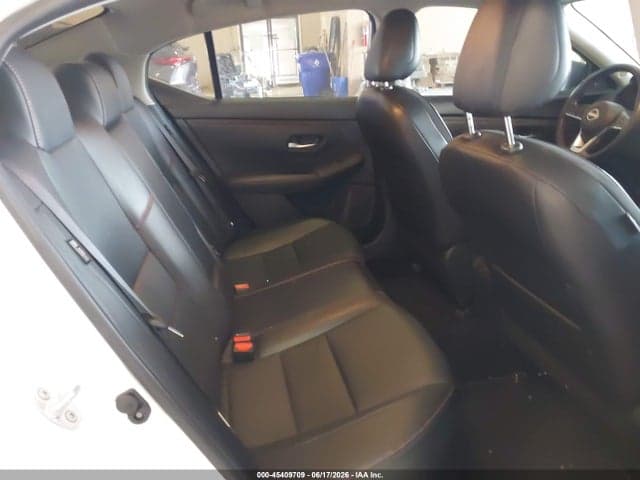 2024 NISSAN SENTRA SR XTRONIC CVT 8