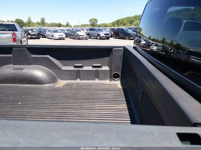 2017 RAM 1500 TRADESMAN 4X4 8' BOX 8