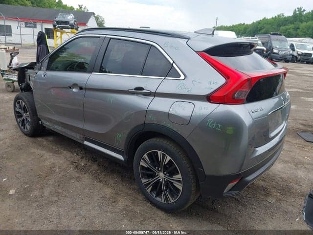 2018 MITSUBISHI ECLIPSE CROSS 3