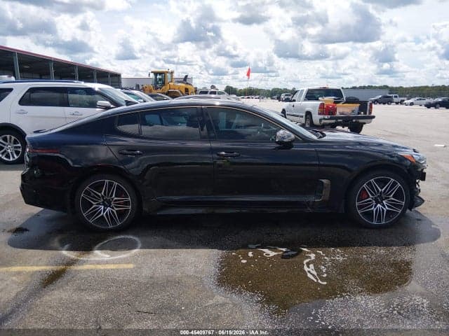 2022 KIA STINGER GT2 14