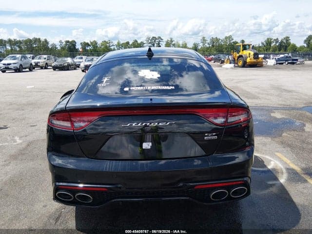2022 KIA STINGER GT2 17