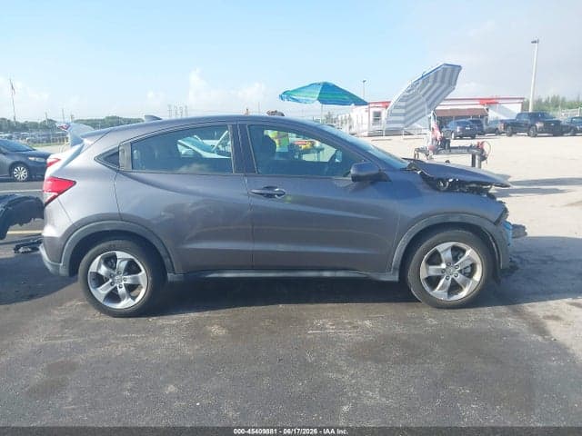 2022 HONDA HR-V 2WD LX 14