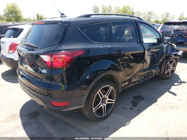 2019 FORD ESCAPE SEL 4