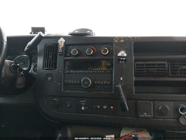 2022 GMC SAVANA CUTAWAY WORK VAN 13