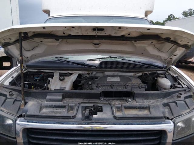 2022 GMC SAVANA CUTAWAY WORK VAN 9